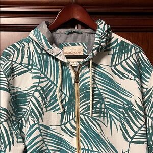 Like New Weatherproof Hawaiian Green & White Palms Print Windbreaker Jacket!